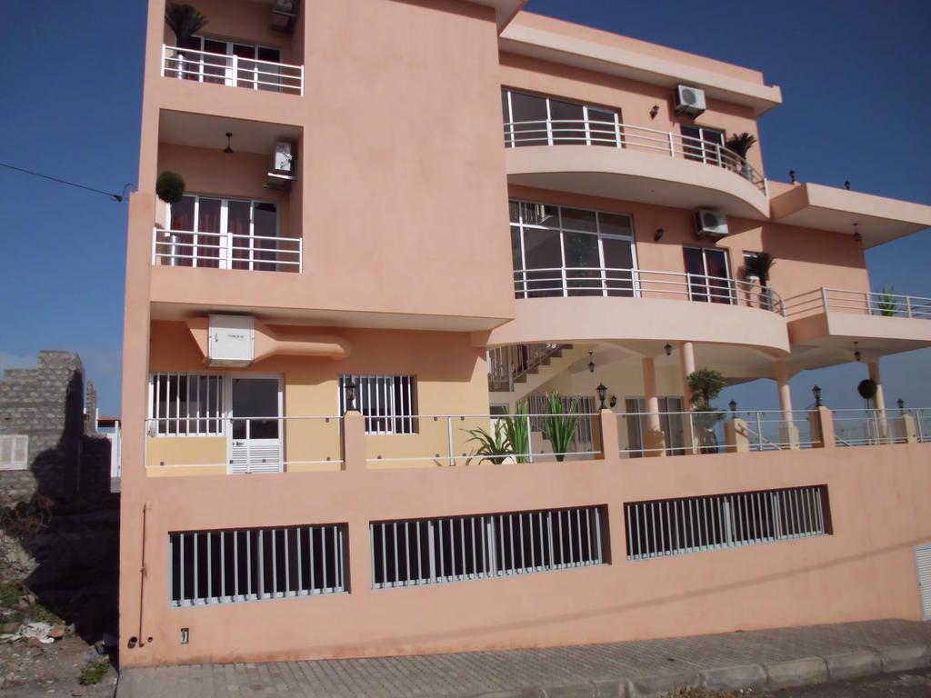 Restaurante Residencial Nova Cidade Porto Novo Eksteriør billede