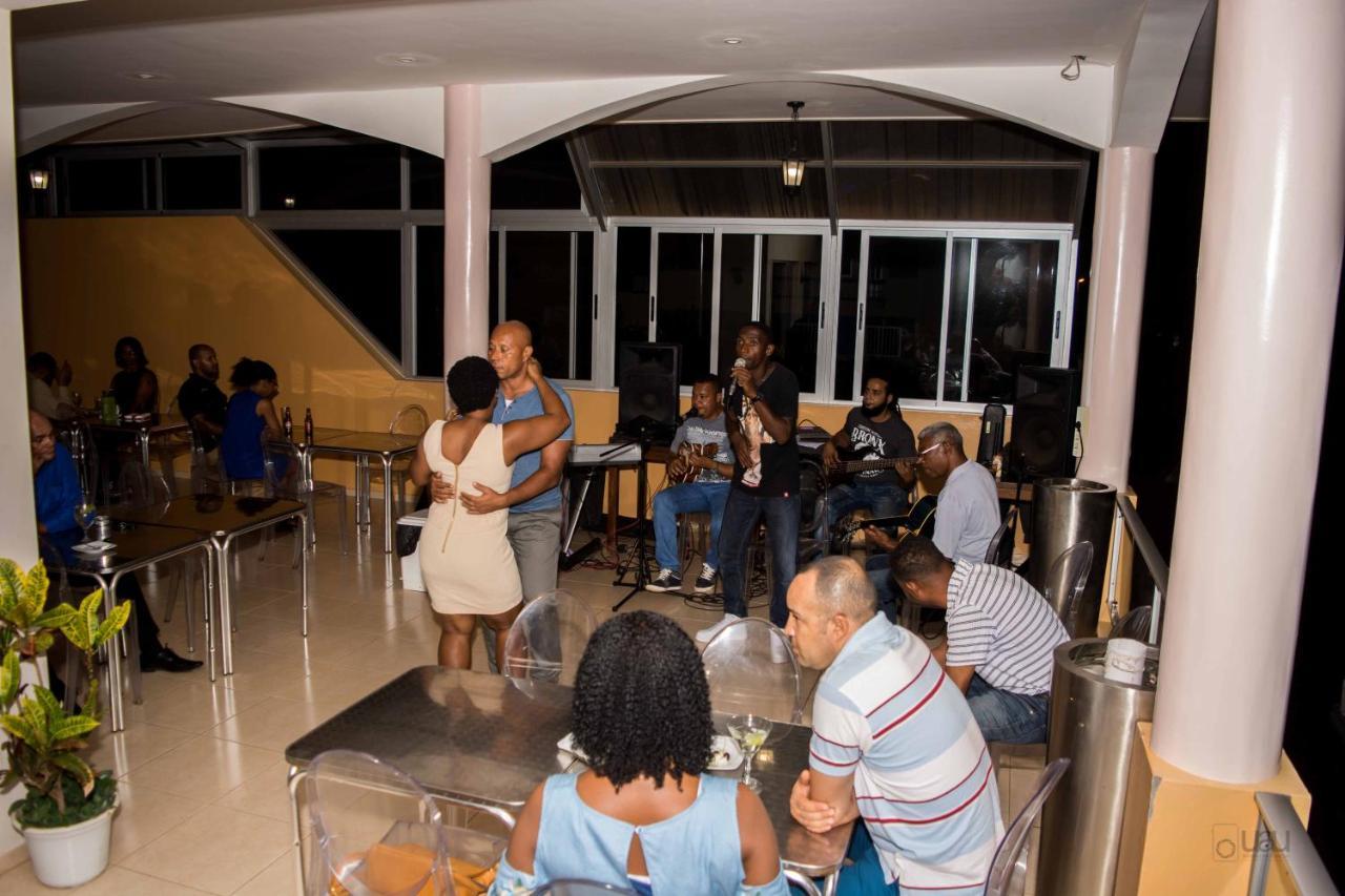 Restaurante Residencial Nova Cidade Porto Novo Eksteriør billede
